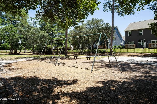 6514 Shark Tooth Trail, Wilmington, NC 28412