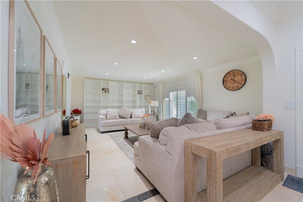 19714 Romar Street, Chatsworth, CA 91311 — photo 2