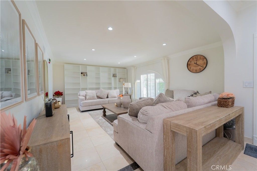 19714 Romar Street, Chatsworth, CA 91311 — photo 4