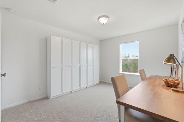 208 Peninsula Point Drive, Montgomery, TX 77356