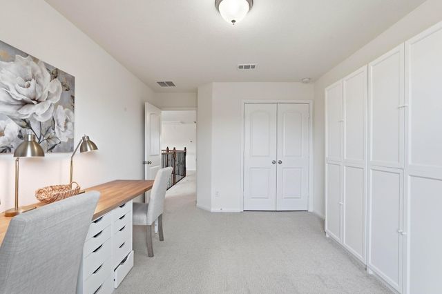 208 Peninsula Point Drive, Montgomery, TX 77356