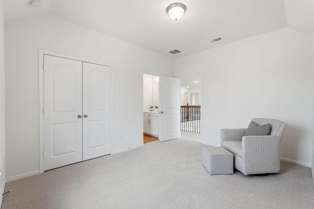 208 Peninsula Point Drive, Montgomery, TX 77356