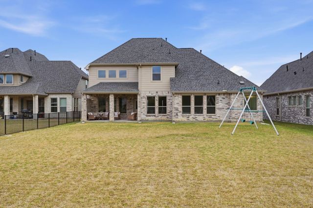 208 Peninsula Point Drive, Montgomery, TX 77356