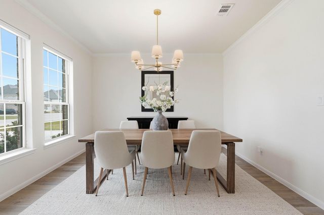 208 Peninsula Point Drive, Montgomery, TX 77356