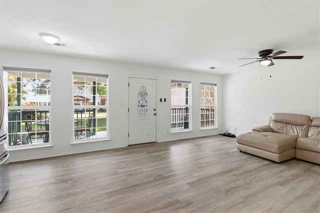 36218 Post Oak Circle, Magnolia, TX 77355