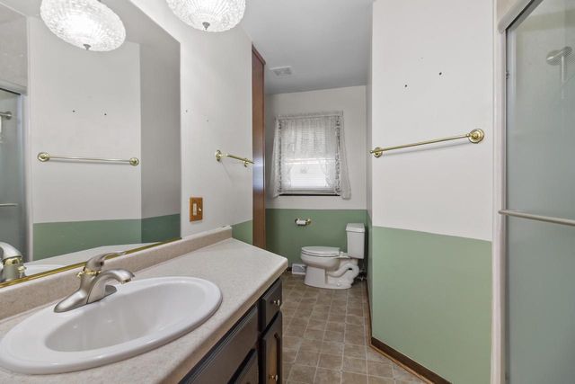 301 W Westlawn AVENUE, Elkhorn, WI 53121