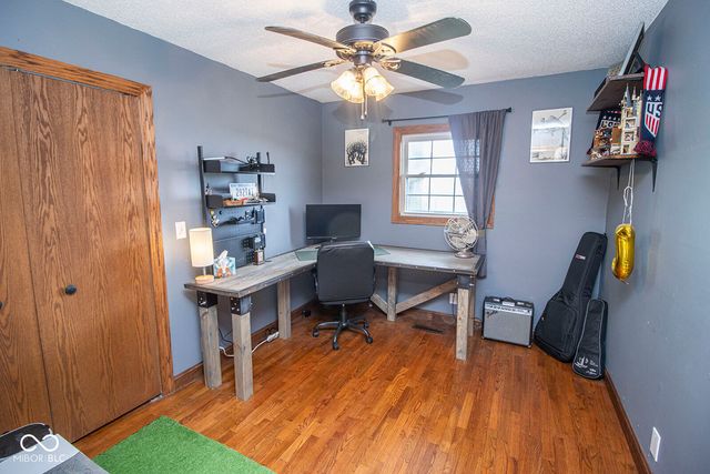 1018 S State Road 213, Tipton, IN 46072