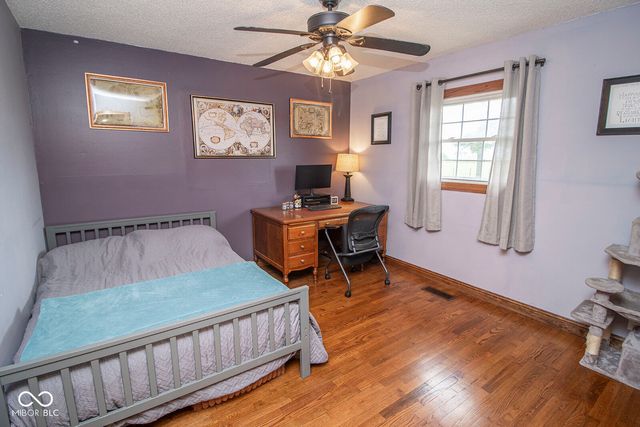 1018 S State Road 213, Tipton, IN 46072