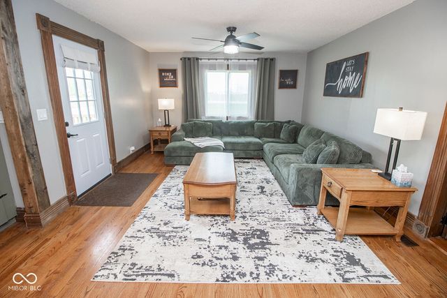 1018 S State Road 213, Tipton, IN 46072