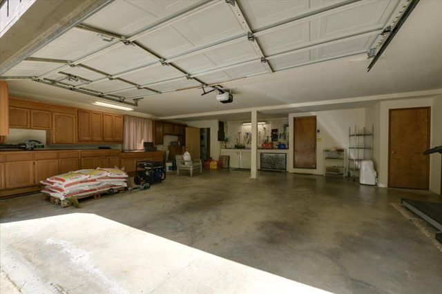 3950 Frog Hollow Dr, Placerville, CA 95667