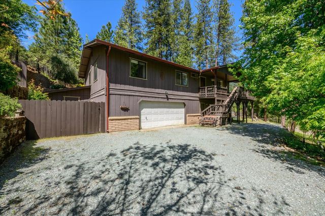 3950 Frog Hollow Dr, Placerville, CA 95667