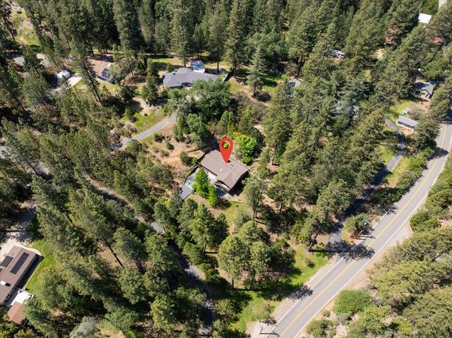 3950 Frog Hollow Dr, Placerville, CA 95667