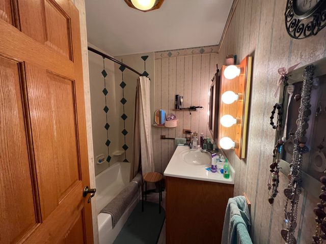 250 E 88th Street, Brooks Twp, MI 49337