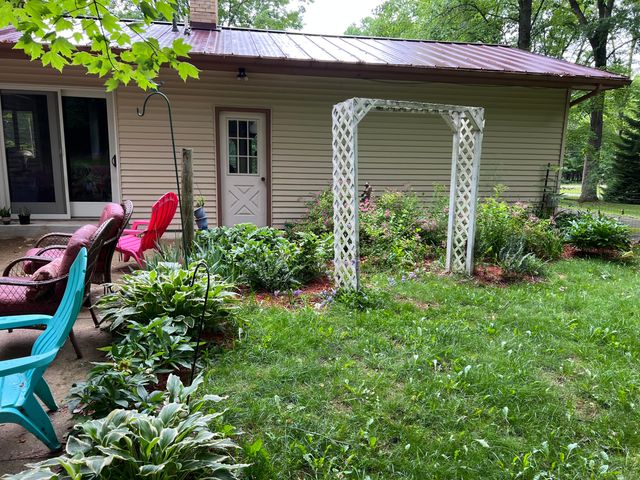 250 E 88th Street, Brooks Twp, MI 49337