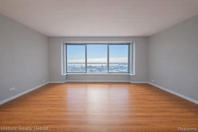 1300 E Lafayette Street 905, Detroit, MI 48207