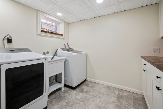 333 Redwood St, Carrick, PA 15210