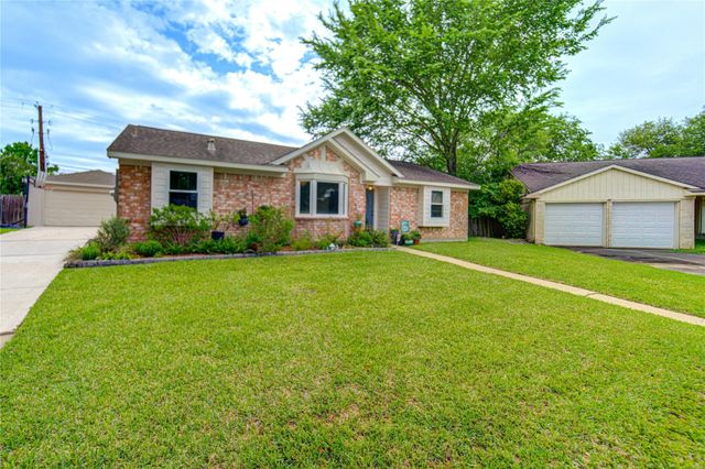 11826 Monticeto Lane, Meadows Place, TX 77477