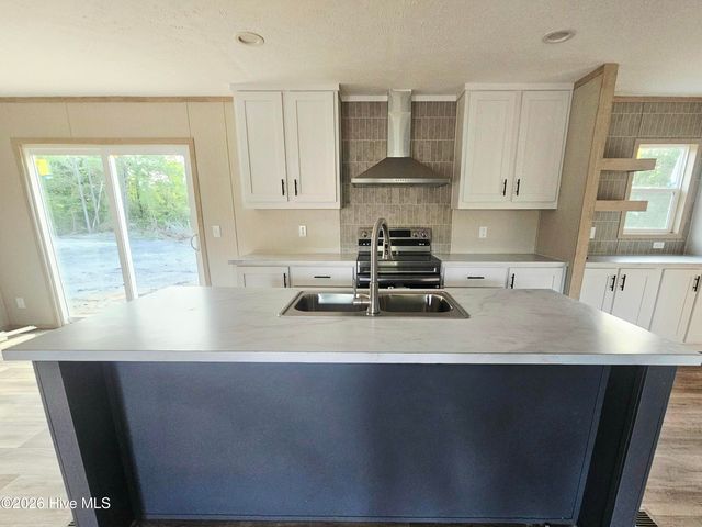 104 Dundee Trail, Holly Ridge, NC 28445