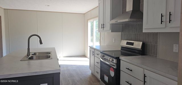 104 Dundee Trail, Holly Ridge, NC 28445