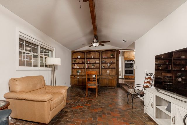 3410 Ellis Avenue, Fort Worth, TX 76106