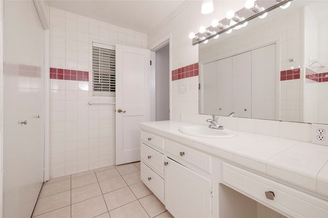 3410 Ellis Avenue, Fort Worth, TX 76106