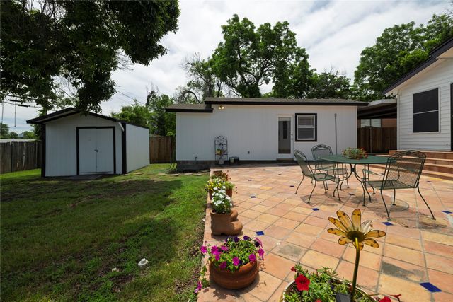3410 Ellis Avenue, Fort Worth, TX 76106