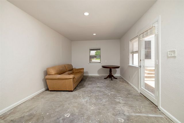 3410 Ellis Avenue, Fort Worth, TX 76106