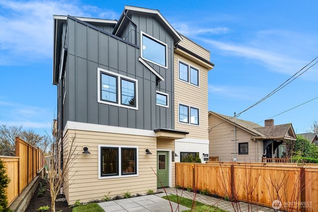5028 35th Avenue NE, Seattle, WA 98105