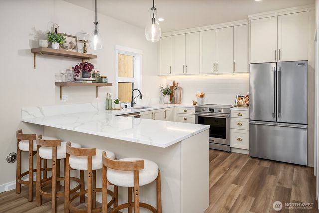 5028 35th Avenue NE, Seattle, WA 98105