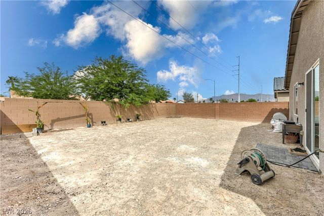 5123 Stonecrop Street, North Las Vegas, NV 89031