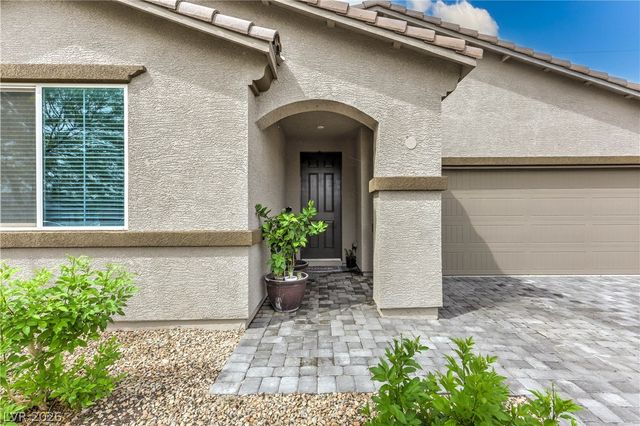 5123 Stonecrop Street, North Las Vegas, NV 89031