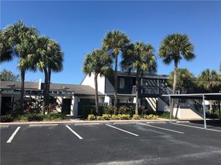 7234 CLOISTER DRIVE 7234, Sarasota, FL 34231