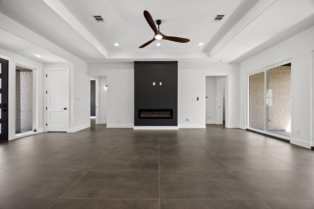 98 Camden Hills Drive, Montgomery, TX 77356