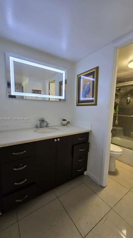 1301 NE Miami Gardens Dr 824W, Miami, FL 33179