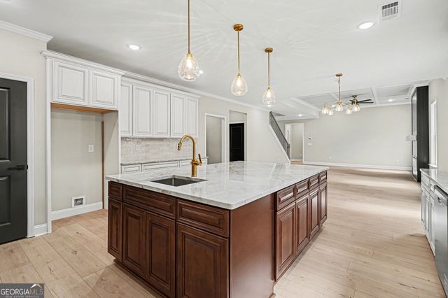 4457 Meadowwood Drive, Loganville, GA 30052