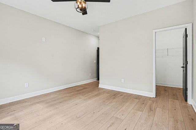 4457 Meadowwood Drive, Loganville, GA 30052
