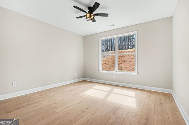 4457 Meadowwood Drive, Loganville, GA 30052