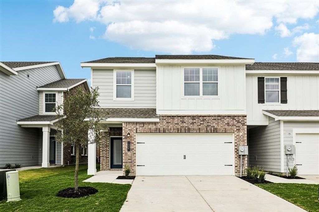 924 Penrose Drive, Cedar Hill, TX 75104