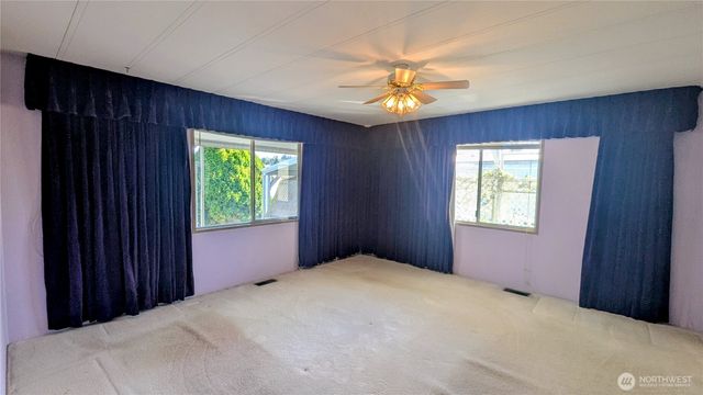 2725 E Fir Street #105, Mount Vernon, WA 98273