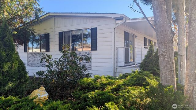 2725 E Fir Street #105, Mount Vernon, WA 98273