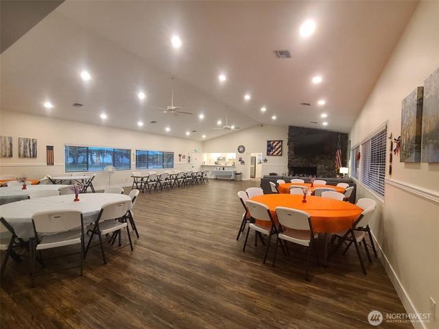 2725 E Fir Street #105, Mount Vernon, WA 98273