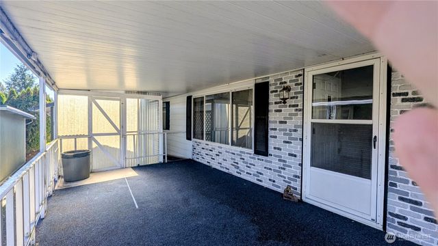 2725 E Fir Street #105, Mount Vernon, WA 98273