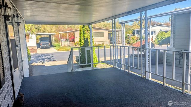 2725 E Fir Street #105, Mount Vernon, WA 98273