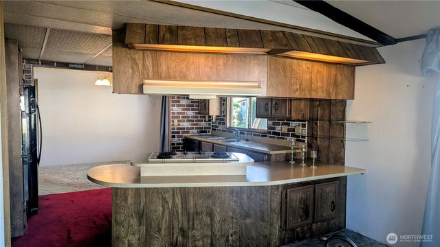 2725 E Fir Street #105, Mount Vernon, WA 98273