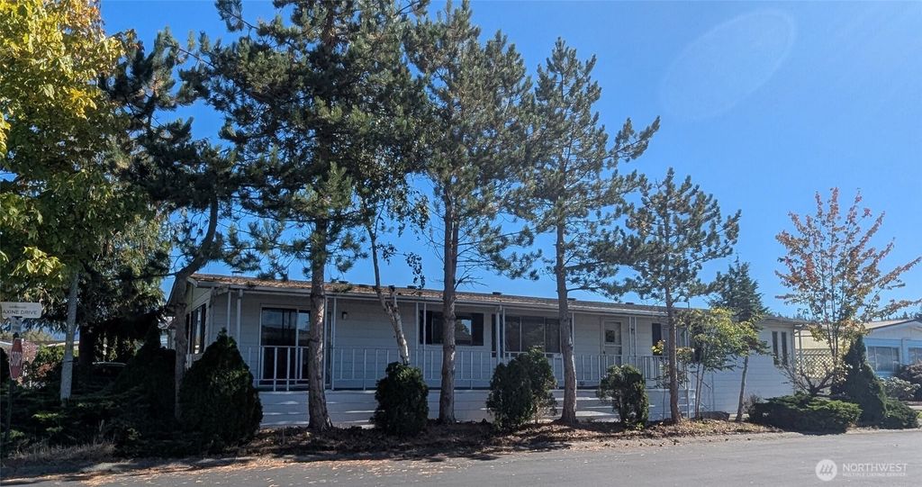 2725 E Fir Street #105, Mount Vernon, WA 98273