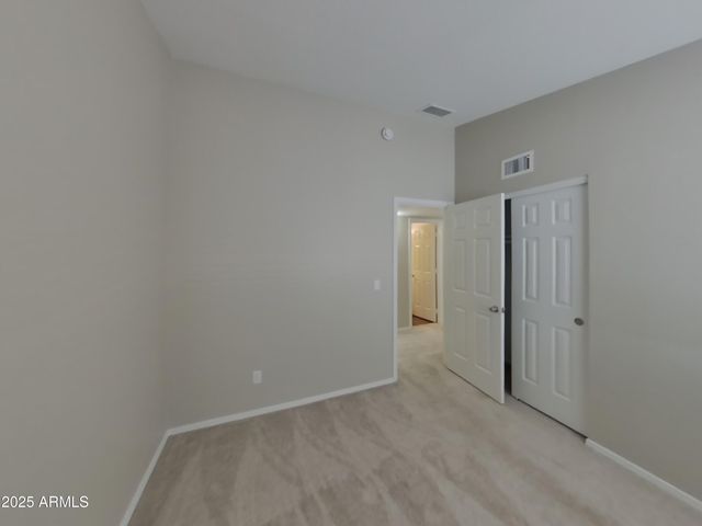 8566 W DENTON Lane, Glendale, AZ 85305