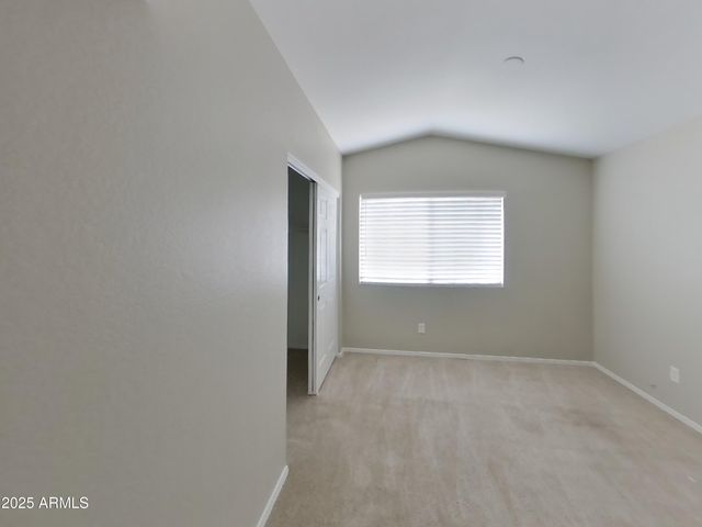 8566 W DENTON Lane, Glendale, AZ 85305