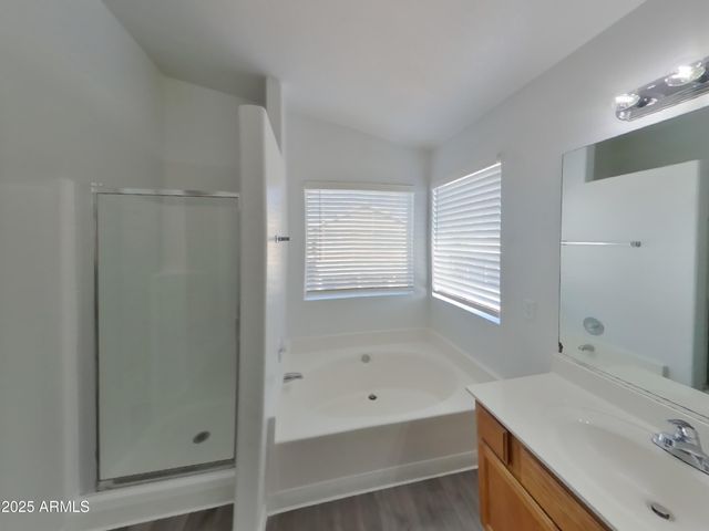 8566 W DENTON Lane, Glendale, AZ 85305