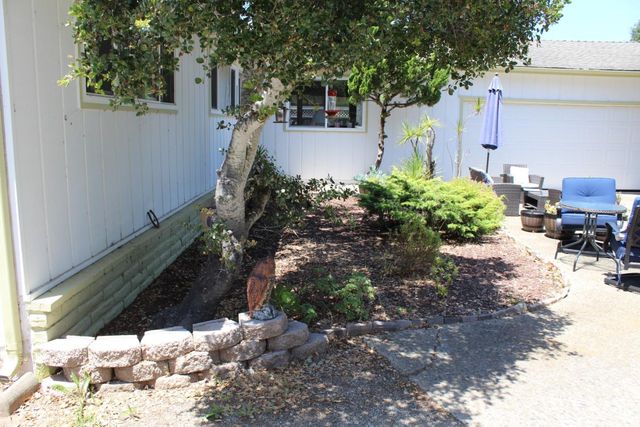 15480 Oak Hills Drive, Salinas, CA 93907