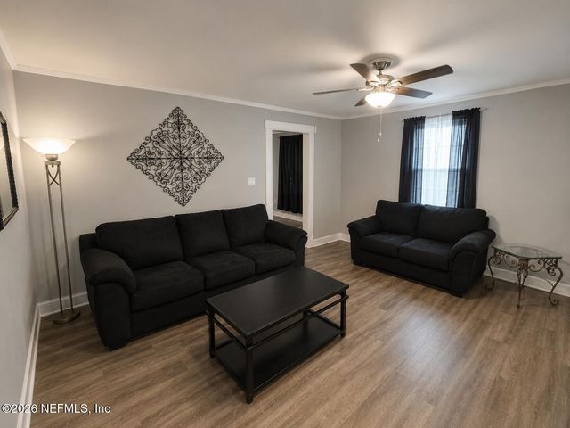 2825 LOWELL Avenue, Jacksonville, FL 32254